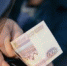 Уважаемые жители Агаповского района! 
Доводим до вашего сведения, что все патрульные автомобили дорожно-патрульной службы Госавтоинспекции оборудованы системой видеонаблюдения, осуществляющей непрерывную запись происходящего, как снаружи автомобиля, так и внутри. Такая съемка может быть представлена в суд в качестве доказательства. Кроме того, у инспекторов ДПС имеется переносная видеокамера, которая прикрепляется на форменное обмундирование. - Агаповский район