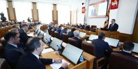 Алексей Текслер поздравил избранных депутатов и обозначил ключевые приоритеты работы на ближайшие годы. Глава региона подчеркнул необходимость конструктивного взаимодействия всех фракций и командной работы в интересах жителей области. - Агаповский район